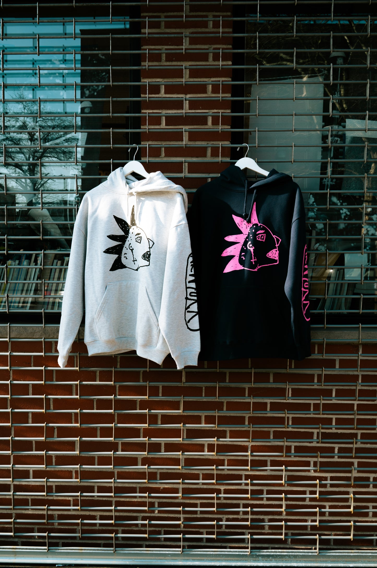 CANCER CARL CITY OF DREAM PULL OVER HOODY- GREY WITH BLACK
