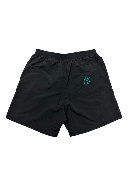 CURSIVE LOGO SHORTS - BLACK