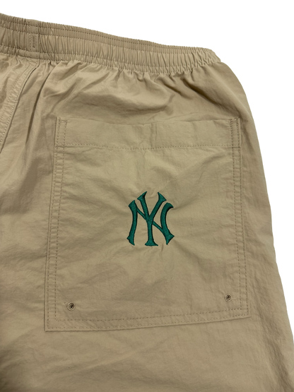 CURSIVE LOGO SHORTS - KHAKI